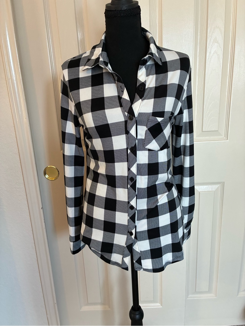 DNA couture Black & White Buffalo Plaid Button-Down Shirt